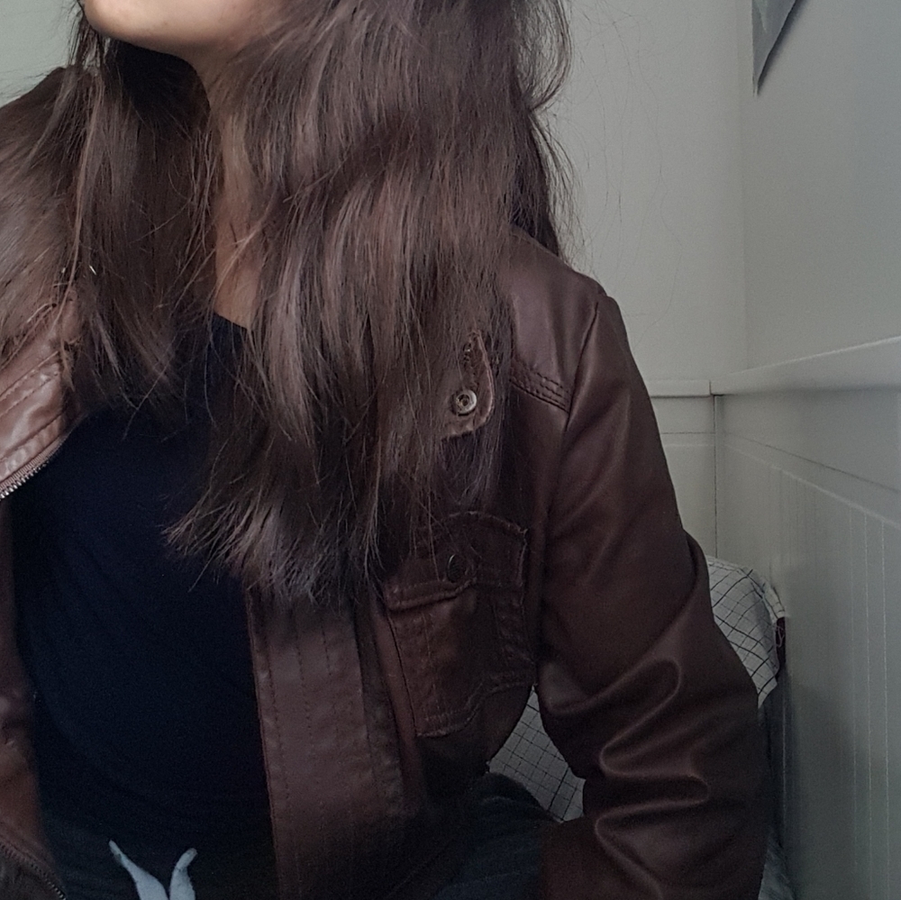 Leather jacket - Picture 2 of 4